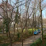 Apartman Urban Minimal - Near Metro - Free Parking *