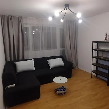 Urban Minimal - Near Metro - Free Parking Apartment *