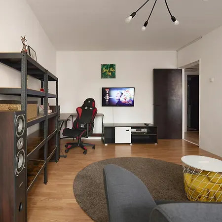 Urban Minimal - Near Metro - Free Parking Apartament *