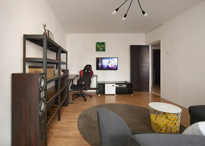 Urban Minimal - Near Metro - Free Parking Apartament *