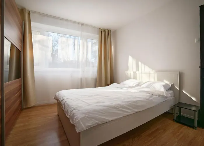 Urban Minimal - Near Metro - Free Parking 布加勒斯特