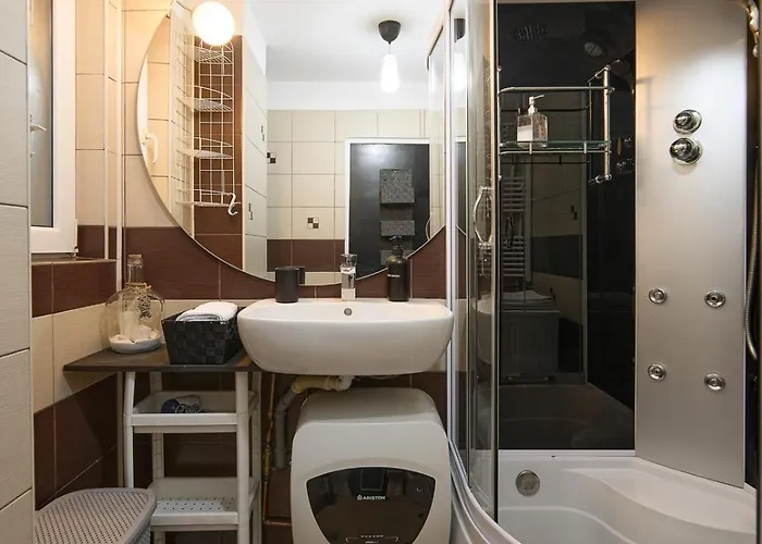 Apartament Urban Minimal - Near Metro - Free Parking Bucureşti