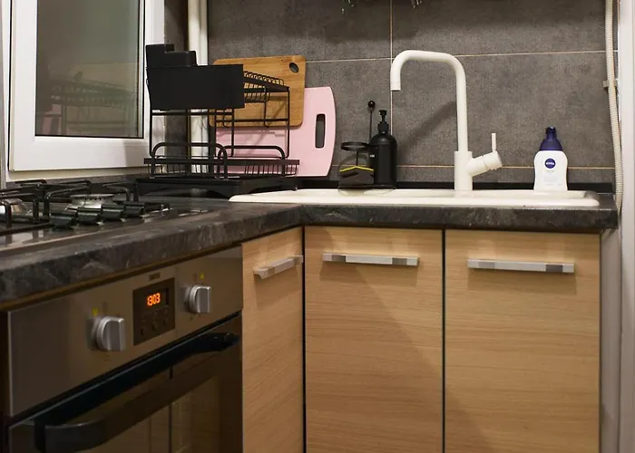 Urban Minimal - Near Metro - Free Parking